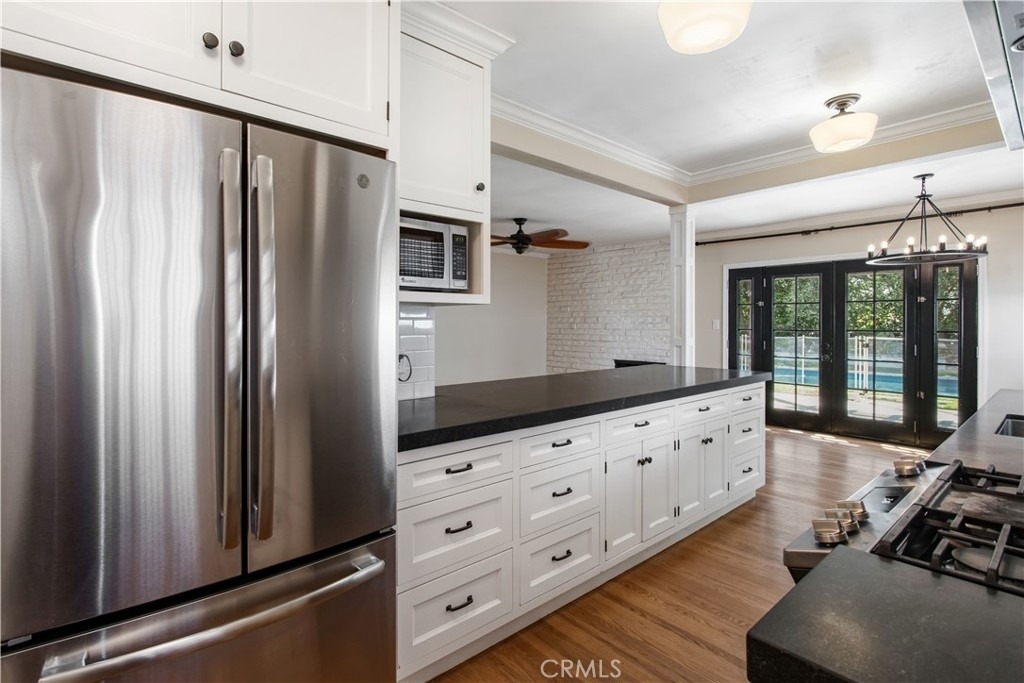 2935 Rhodelia Avenue - Photo 12