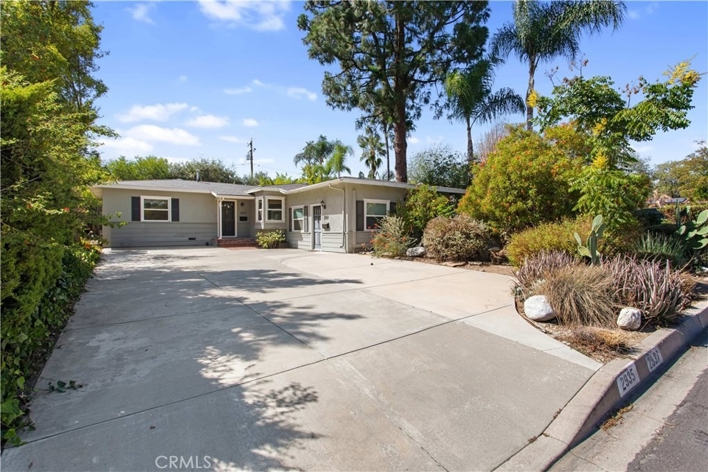 2935 Rhodelia Avenue - Photo 0