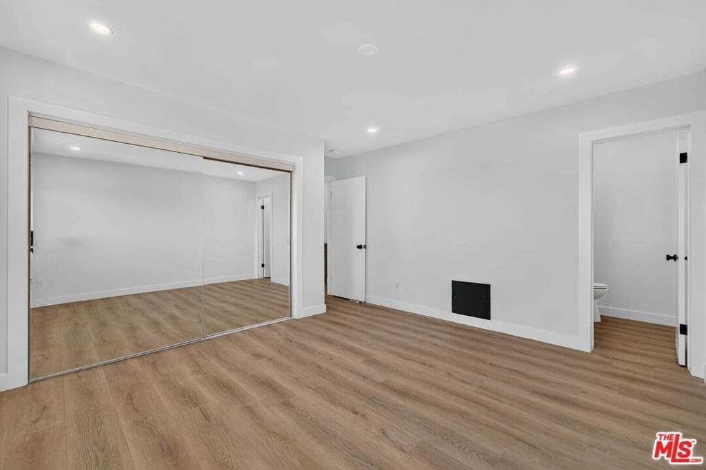 12287 Osborne Street - Photo 19