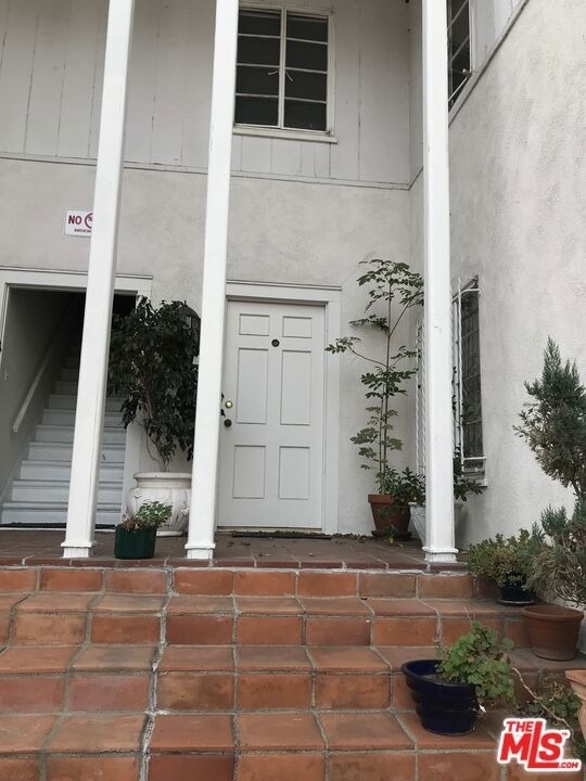 1843 S Beverly Glen Boulevard - Photo 1