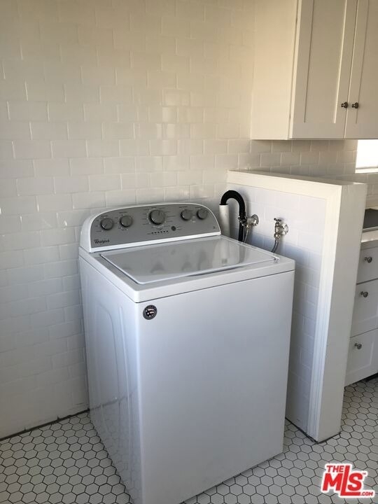 1843 S Beverly Glen Boulevard - Photo 9