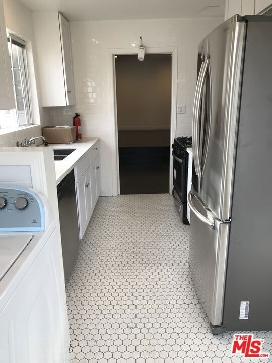 1843 S Beverly Glen Boulevard - Photo 6