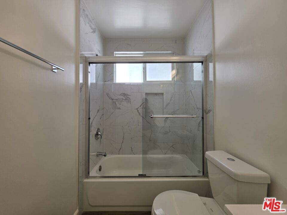 1625 Franklin Street - Photo 25