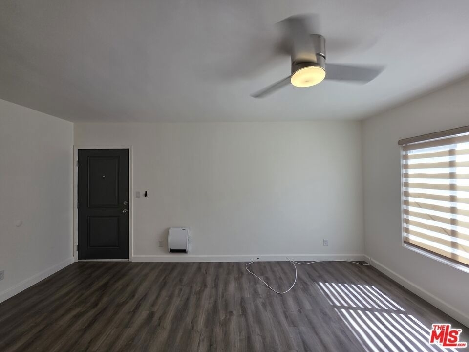 1625 Franklin Street - Photo 3