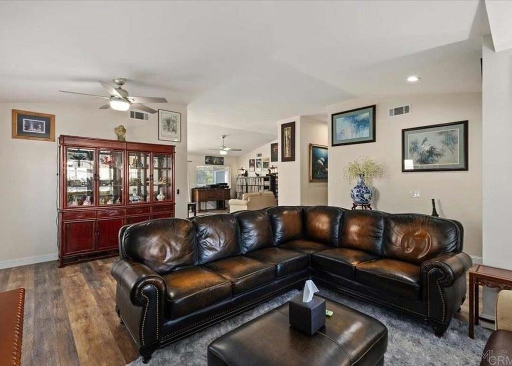 1639 Shire Ave - Photo 8