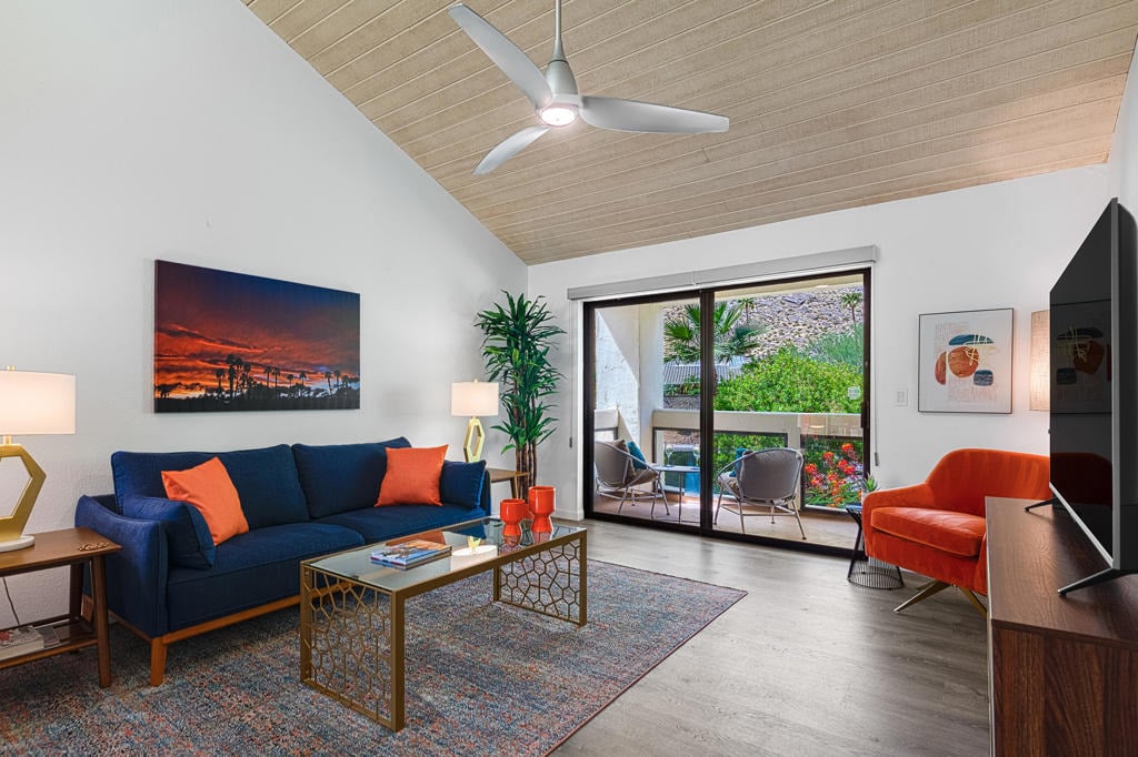 255 E Avenida Granada - Photo 4