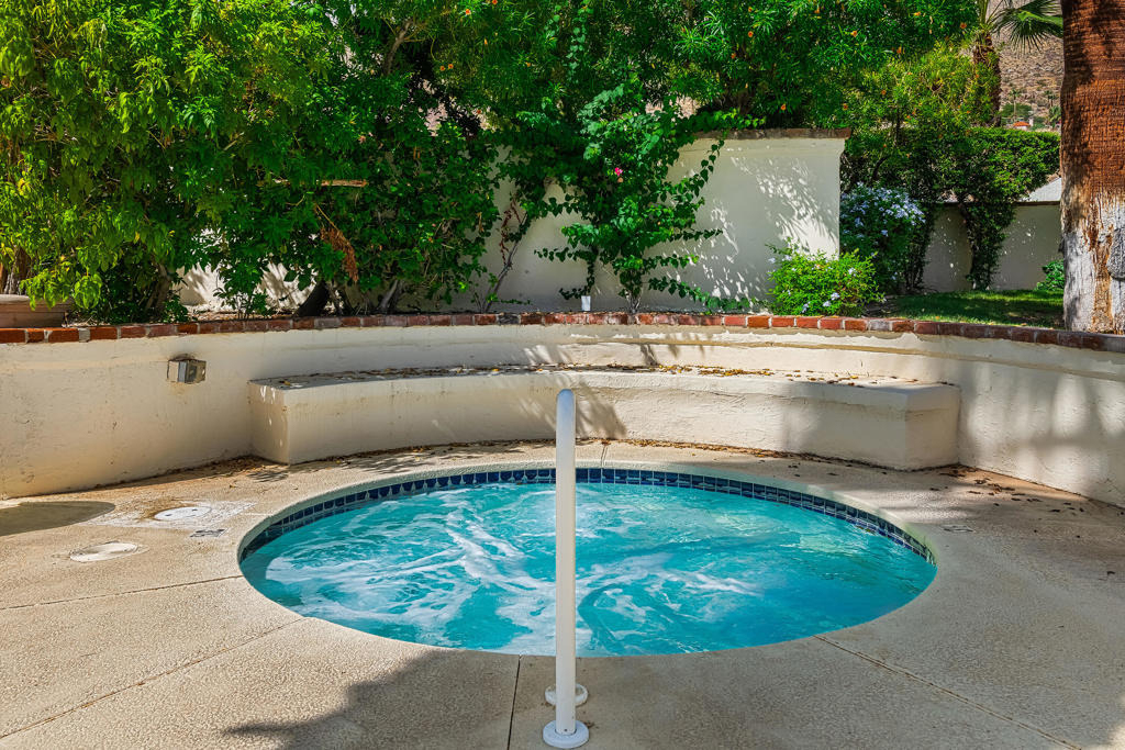 255 E Avenida Granada - Photo 30