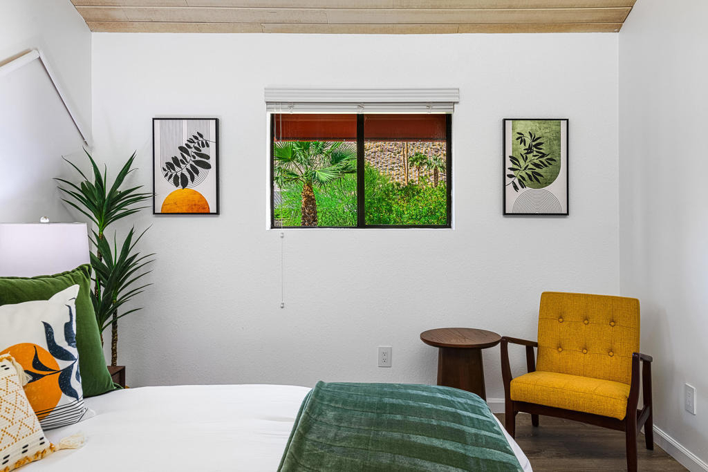 255 E Avenida Granada - Photo 18