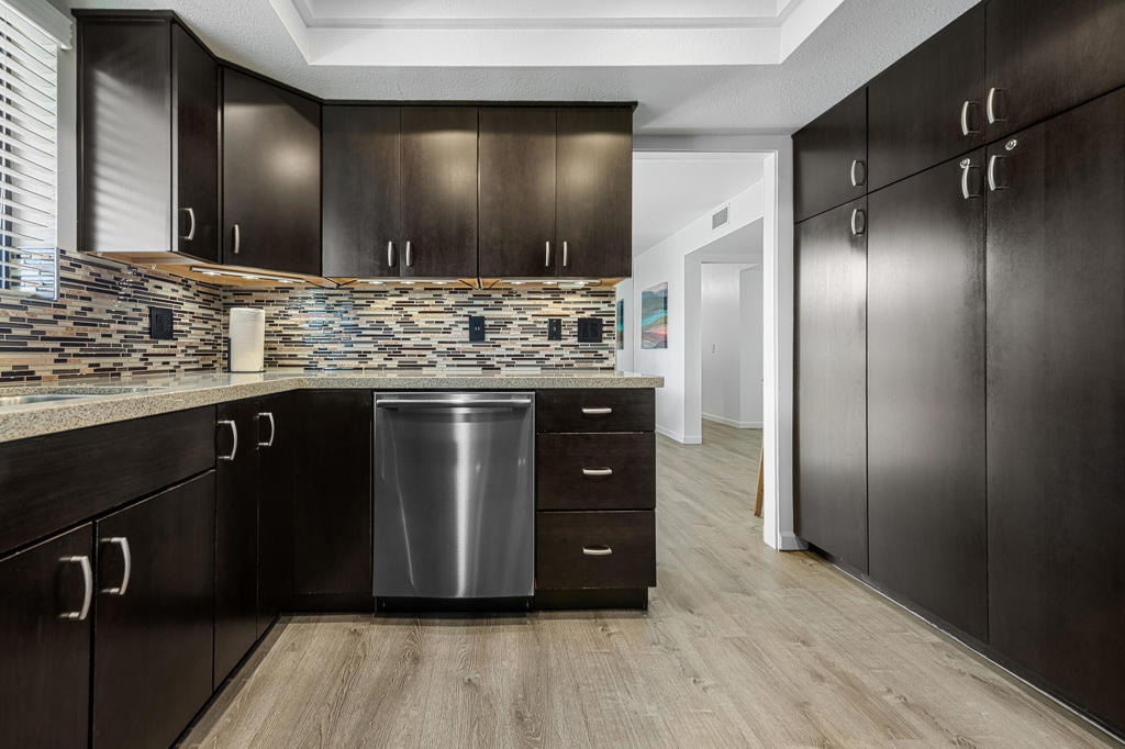 255 E Avenida Granada - Photo 10