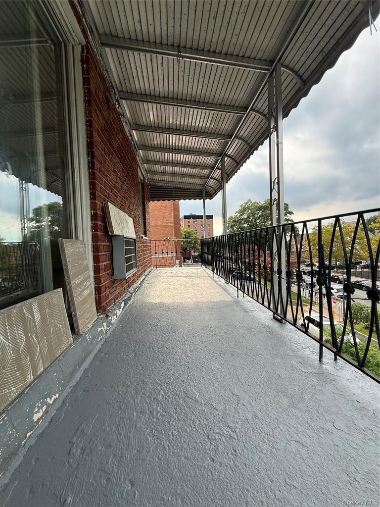 164 84 Ave - Photo 3