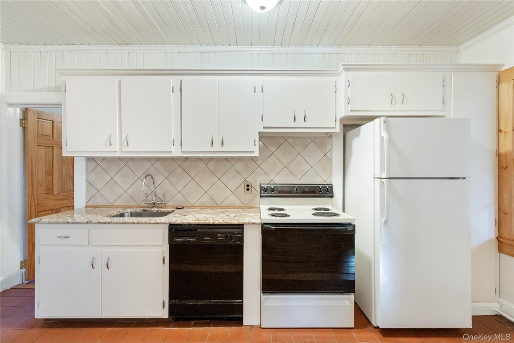 953 Ripley Lane - Photo 4