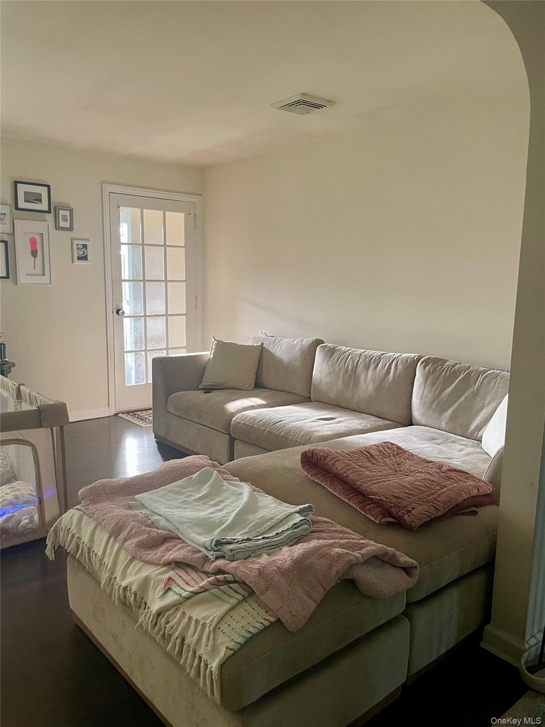 275 4th Avenue - Photo 5
