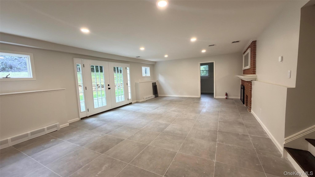 19 Bunkerhill Drive - Photo 18