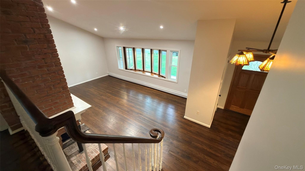 19 Bunkerhill Drive - Photo 10