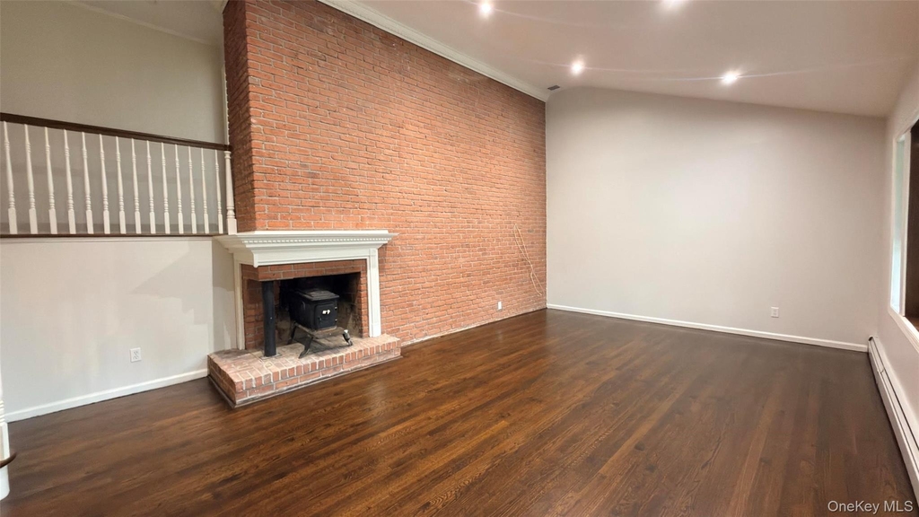 19 Bunkerhill Drive - Photo 3