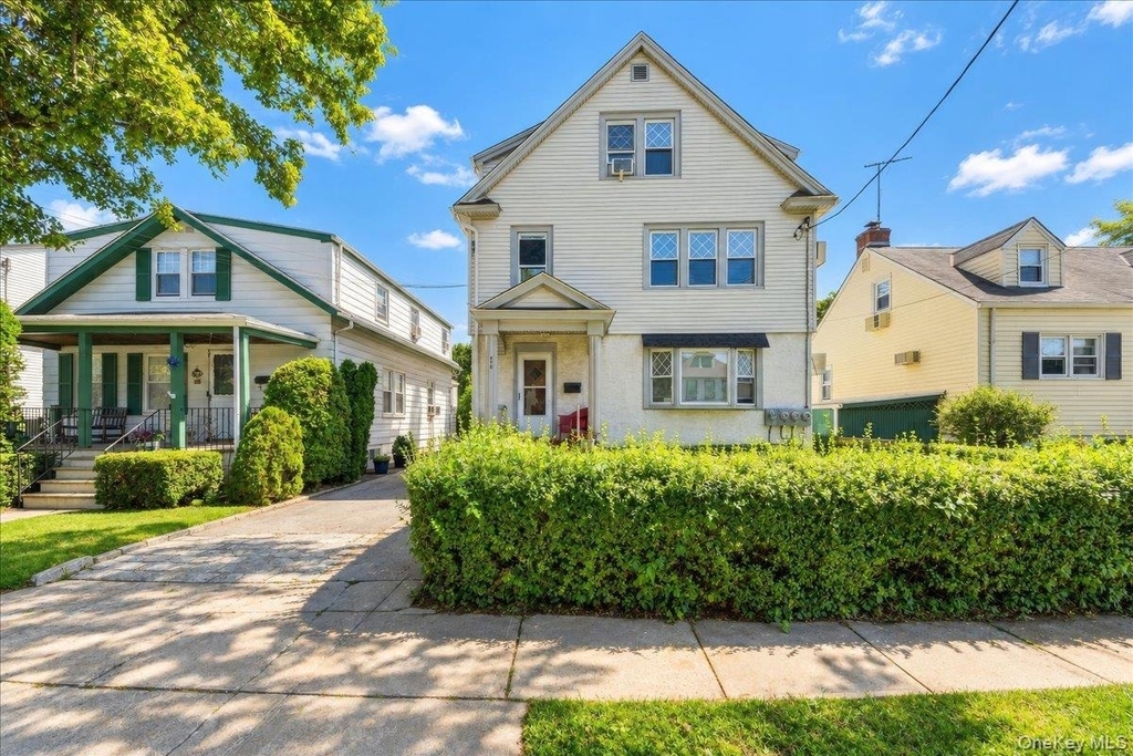 448 Fourth Avenue - Photo 0