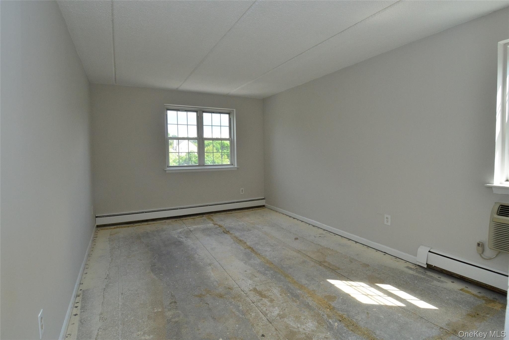 1 Consulate Drive - Photo 12