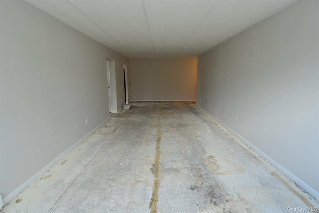 1 Consulate Drive - Photo 11