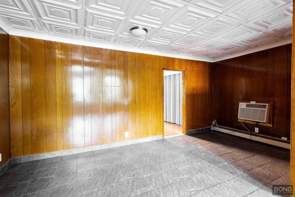 662 Metropolitan Avenue - Photo 6