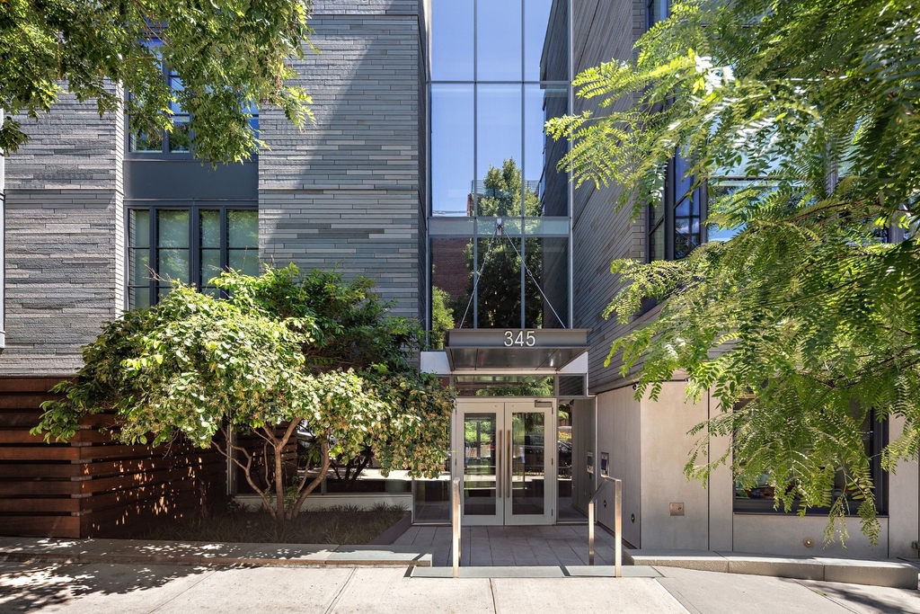 345 Carroll Street - Photo 14