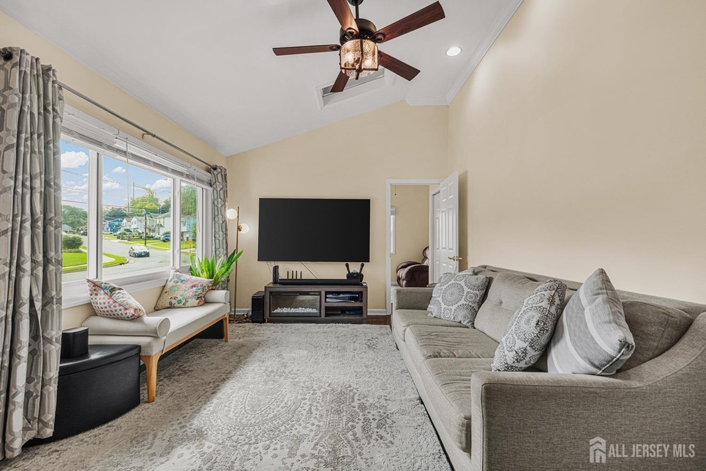 56 Rieder Road - Photo 3