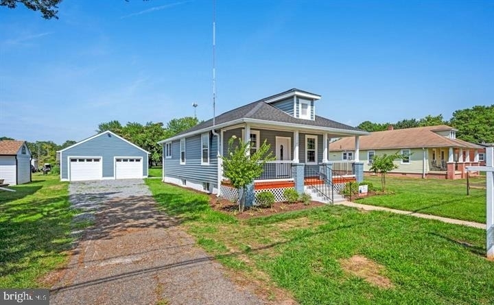 112 Hoyt Street - Photo 1