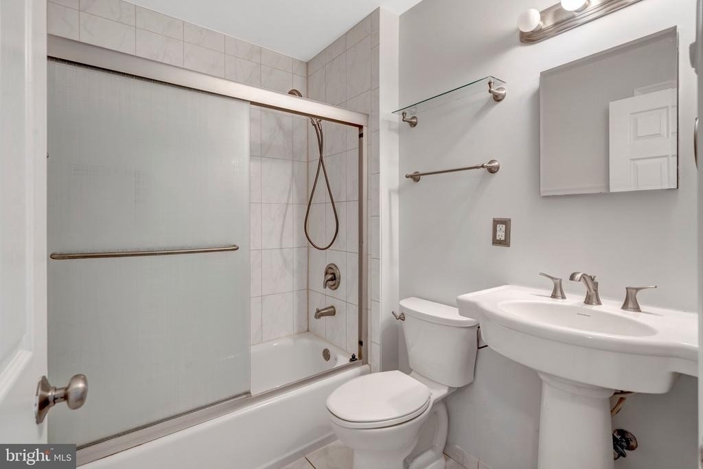 4570 Lawnvale Drive - Photo 16