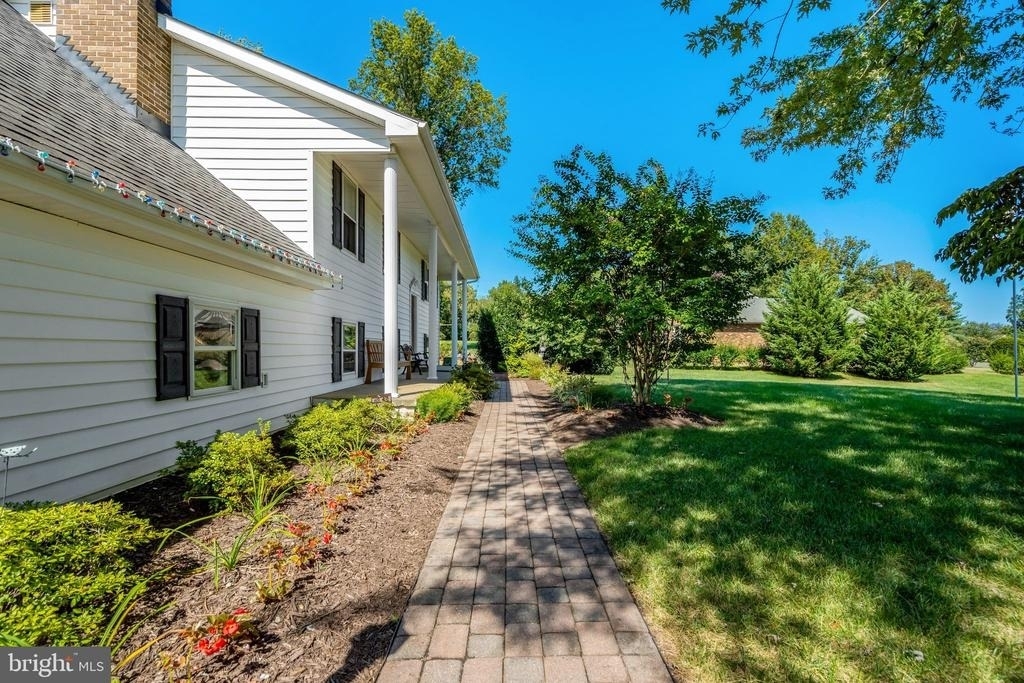 4570 Lawnvale Drive - Photo 4