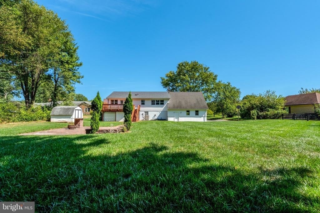 4570 Lawnvale Drive - Photo 28