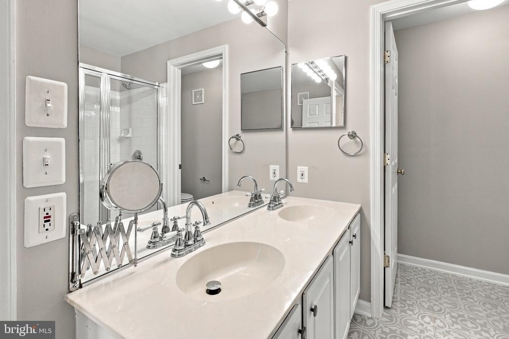 1401 Roundhouse Lane - Photo 20