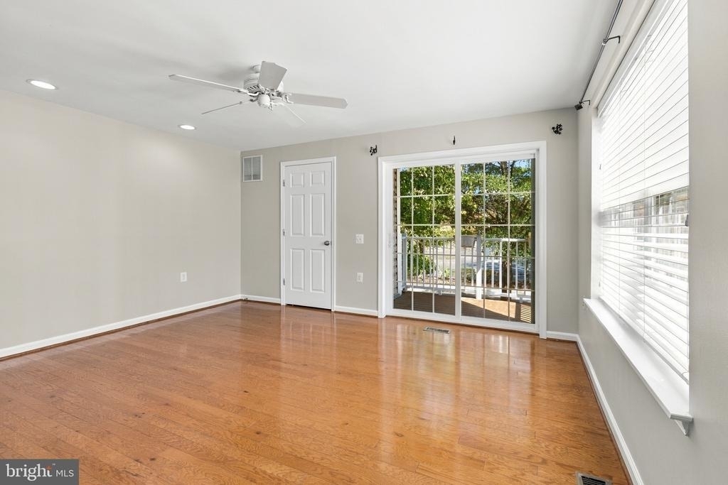 1401 Roundhouse Lane - Photo 14
