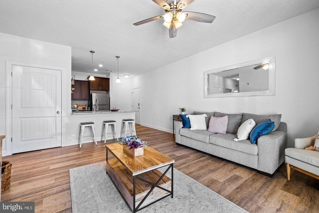 1022 Crew Street Unit - Photo 10