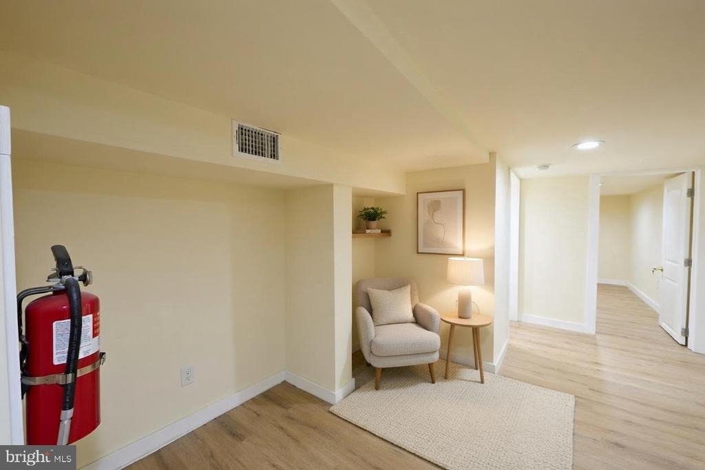 1558 N Randolph Street - Photo 13