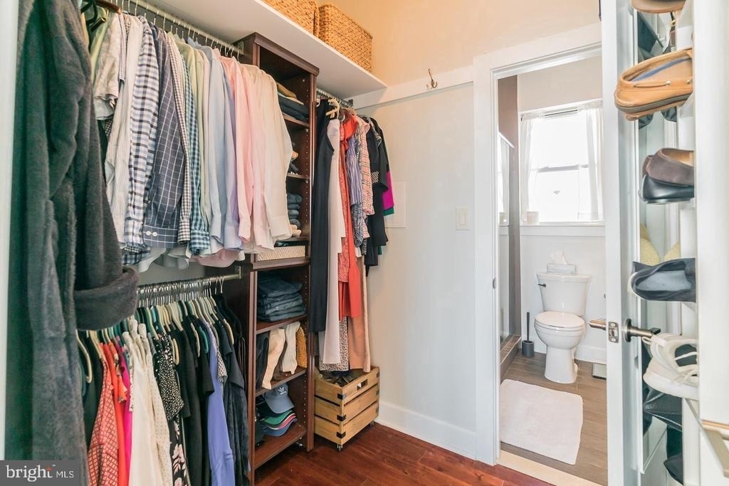 714 N Chadwick Street - Photo 17
