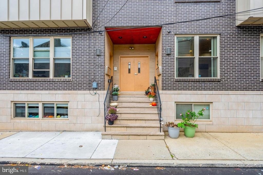714 N Chadwick Street - Photo 20