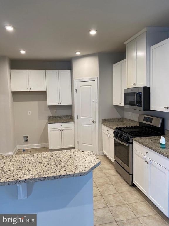206 Crossing Way - Photo 2