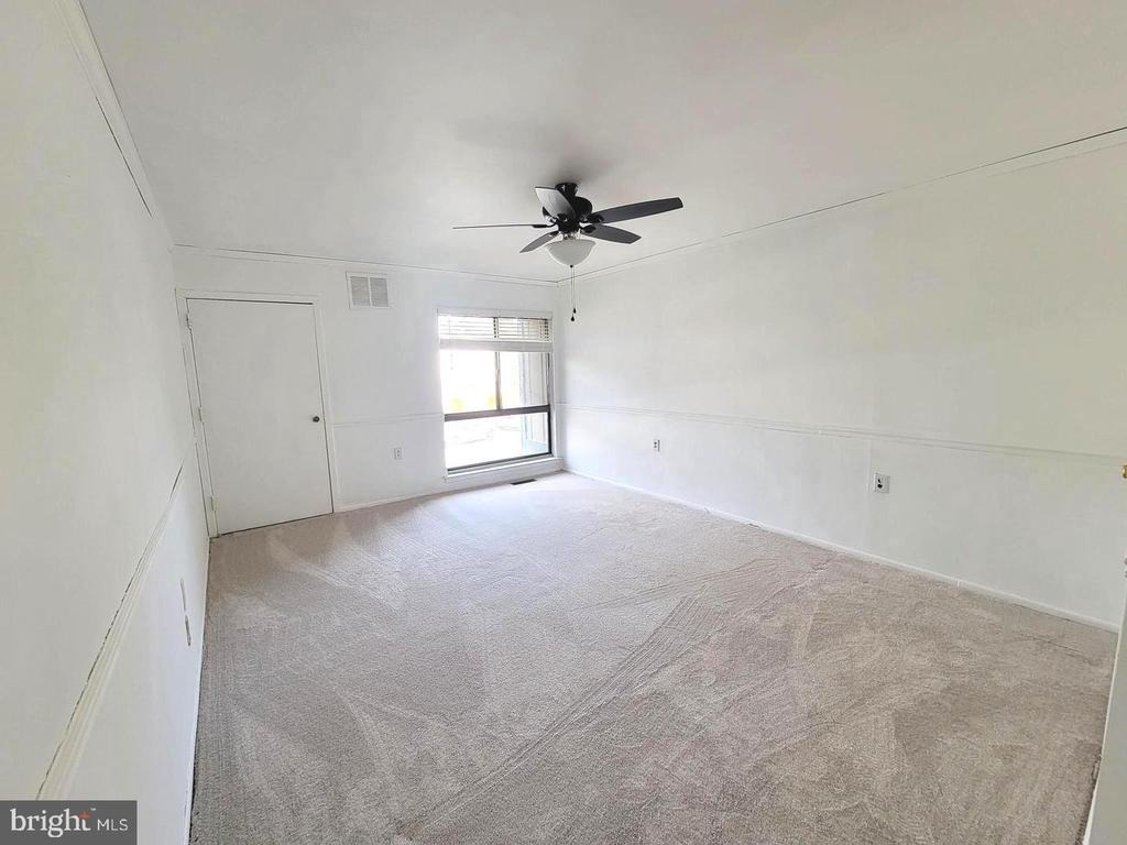 1005 Timber Creek - Photo 10