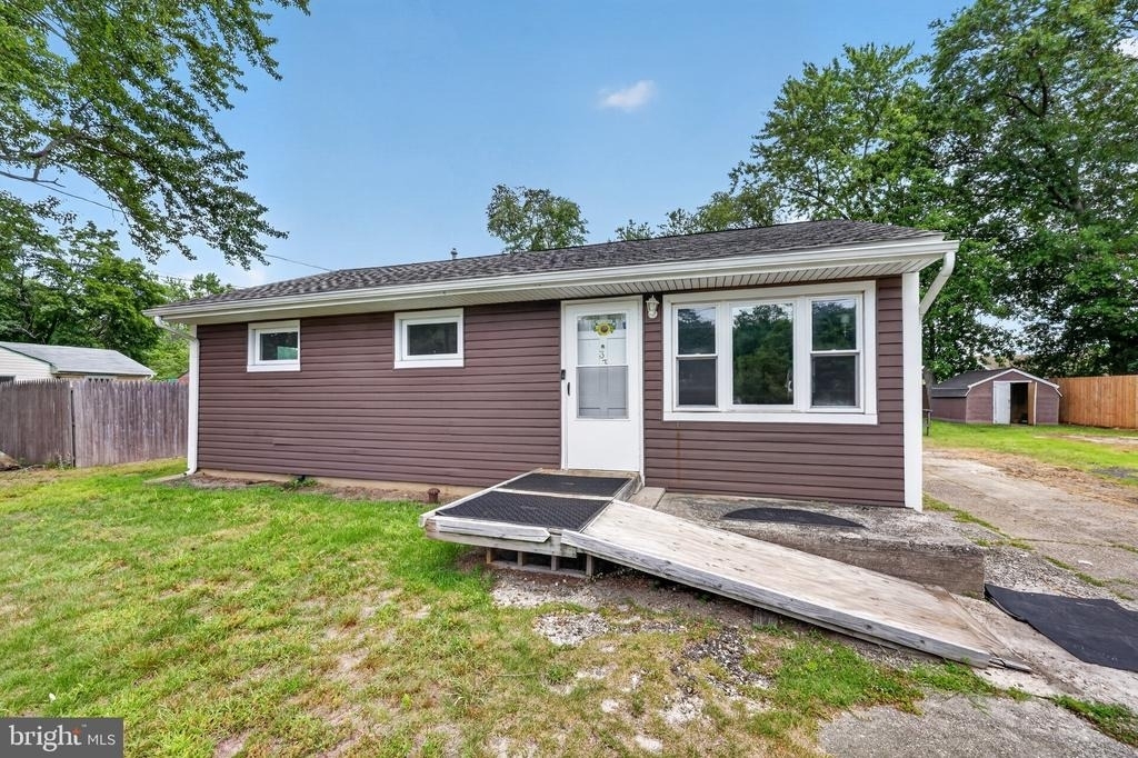 33 Stagecoach Road - Photo 0