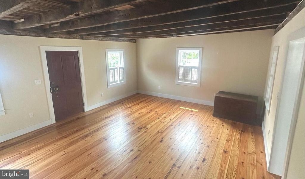 102 Locust Street - Photo 3