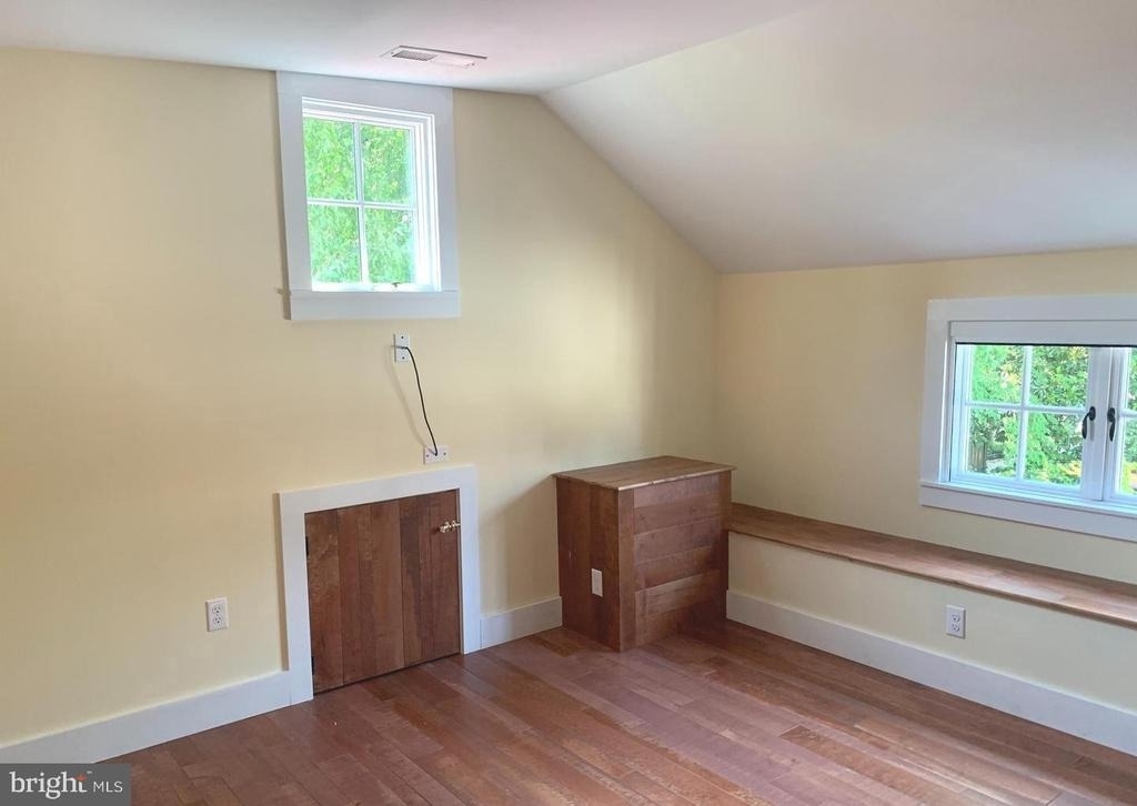 102 Locust Street - Photo 13