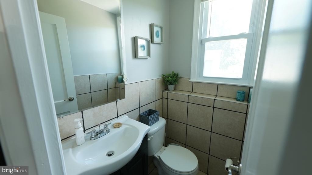 508 Winslow Road - Photo 7