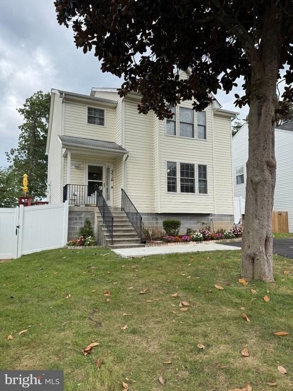 9514 Washington Avenue - Photo 2