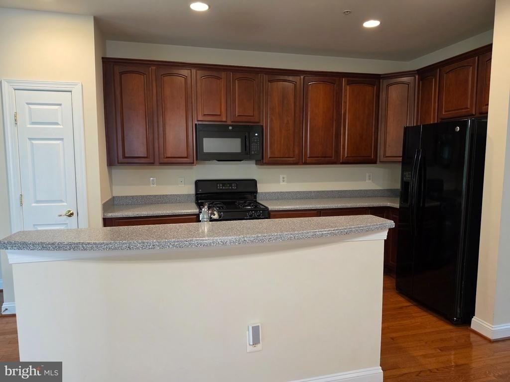 8502 Pamela Way - Photo 14
