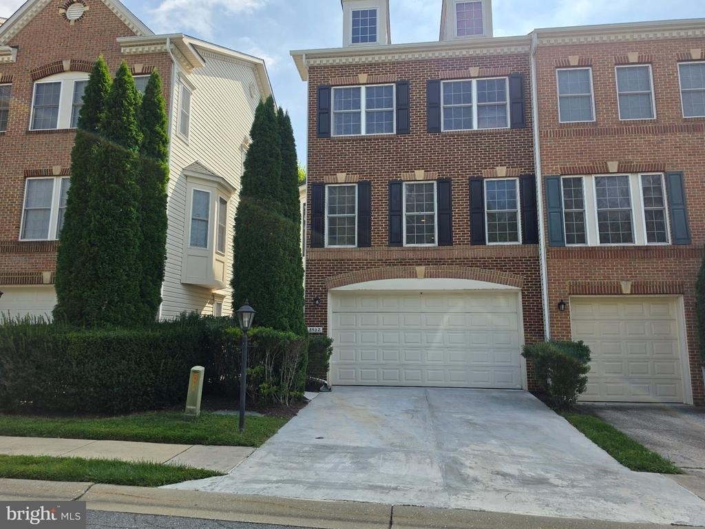 8502 Pamela Way - Photo 1