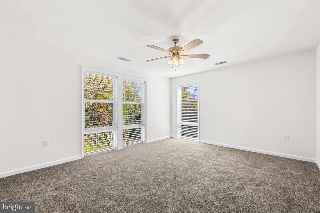 900 Gilbert Road - Photo 13