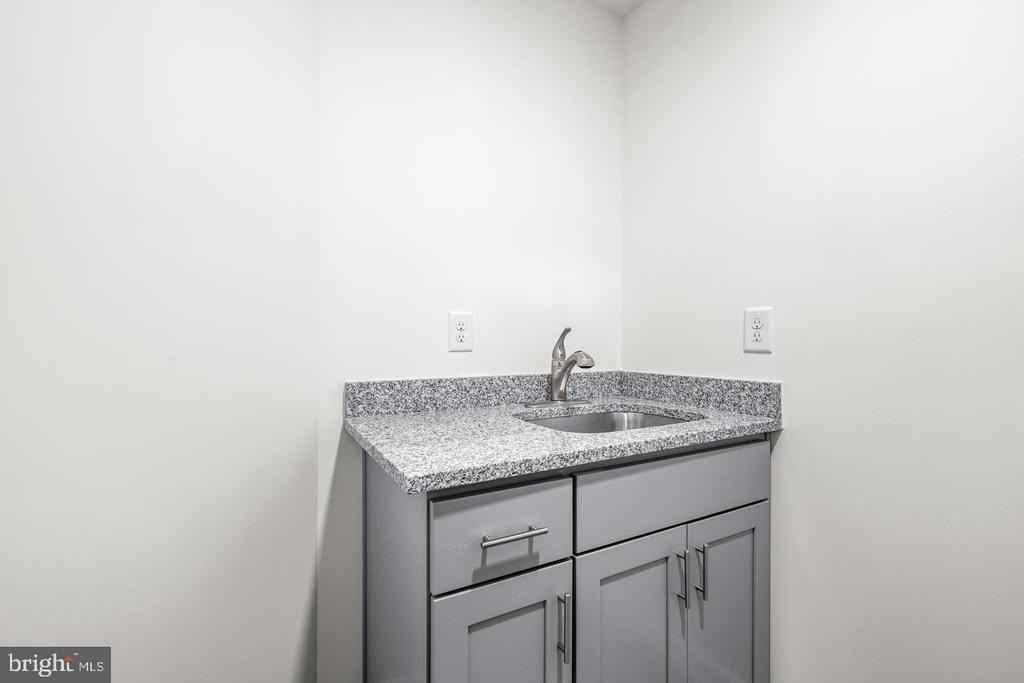 900 Gilbert Road - Photo 21