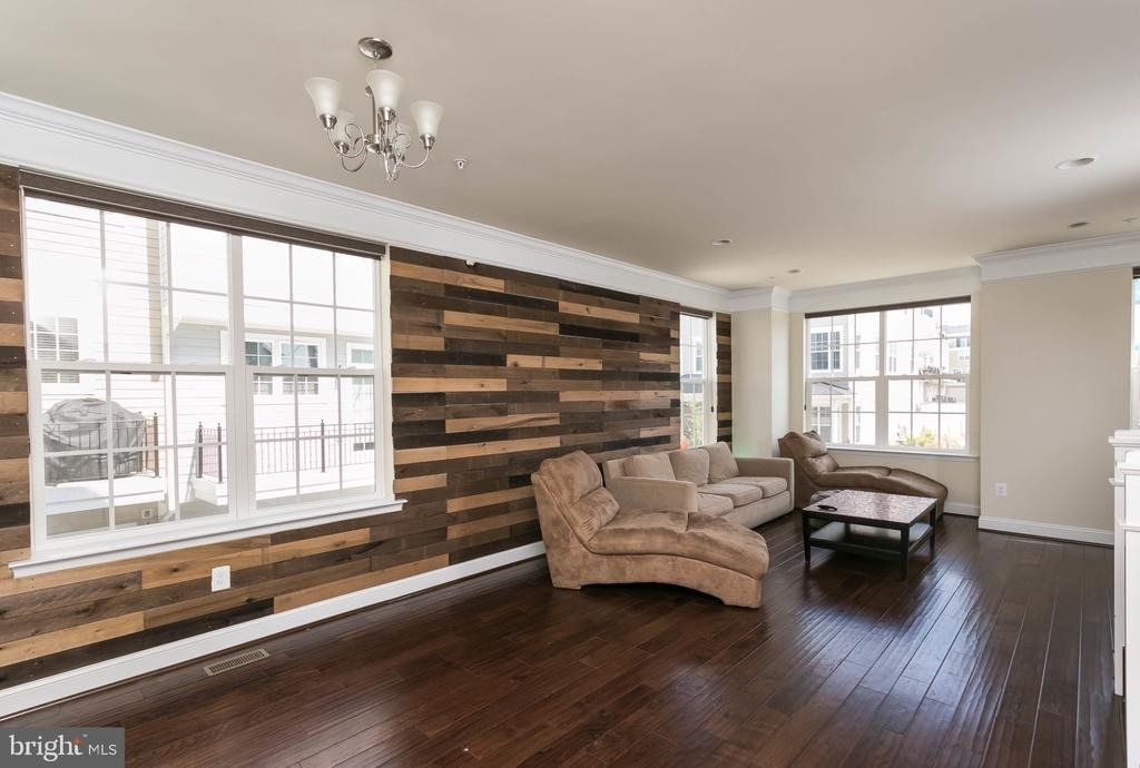 19 Willow Avenue - Photo 10
