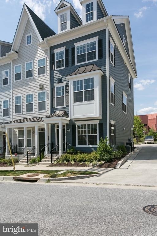 19 Willow Avenue - Photo 1