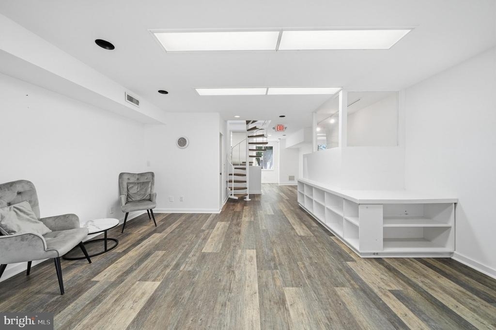 4820 Macarthur Boulevard Nw - Photo 15