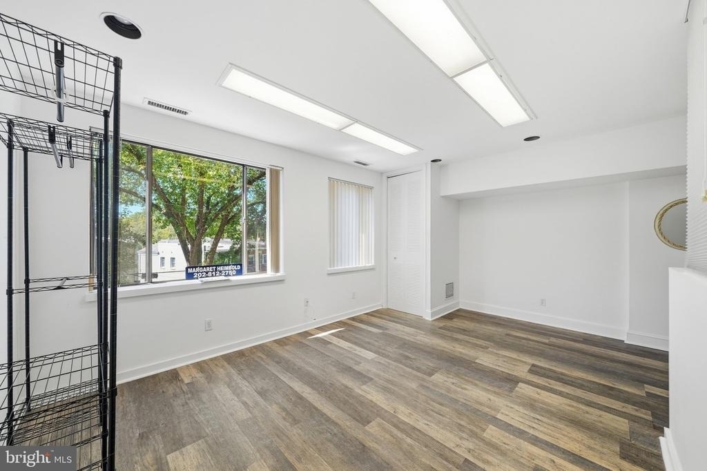 4820 Macarthur Boulevard Nw - Photo 8